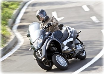 Piaggio, MP3 400 LT