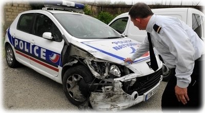 Voiture de Police, avr. 2010 Voiture de Police